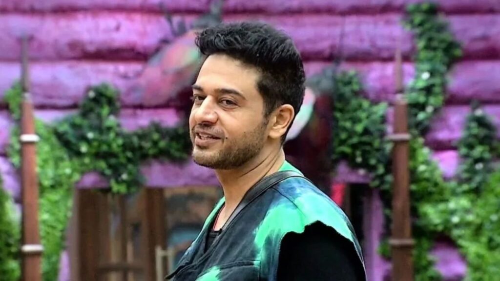 Bigg Boss 19 Gaurav Khanna Mask Off