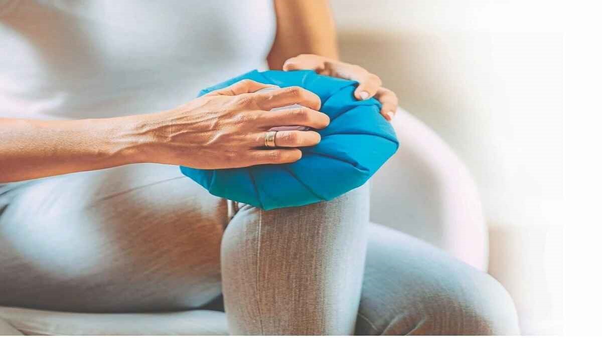 सर्दियों में बढ़ते जोड़ दर्द के कारण और उपाय