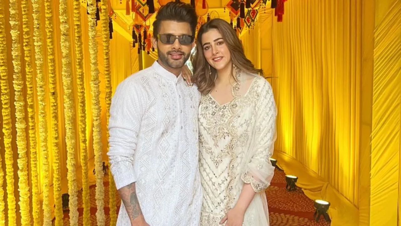 Kriti Sanon Brother In Law Stebin Ben Net Worth Bollywood Personality