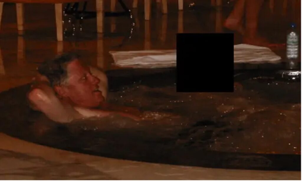 Archived image related to the Epstein case highlighting Bill Clinton during a past public appearance.