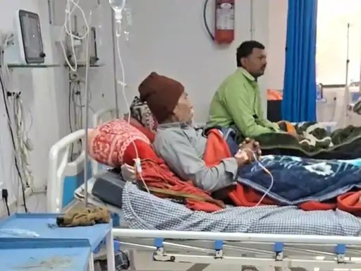 7 members of a family fall ill due to food poisoning in Maihar