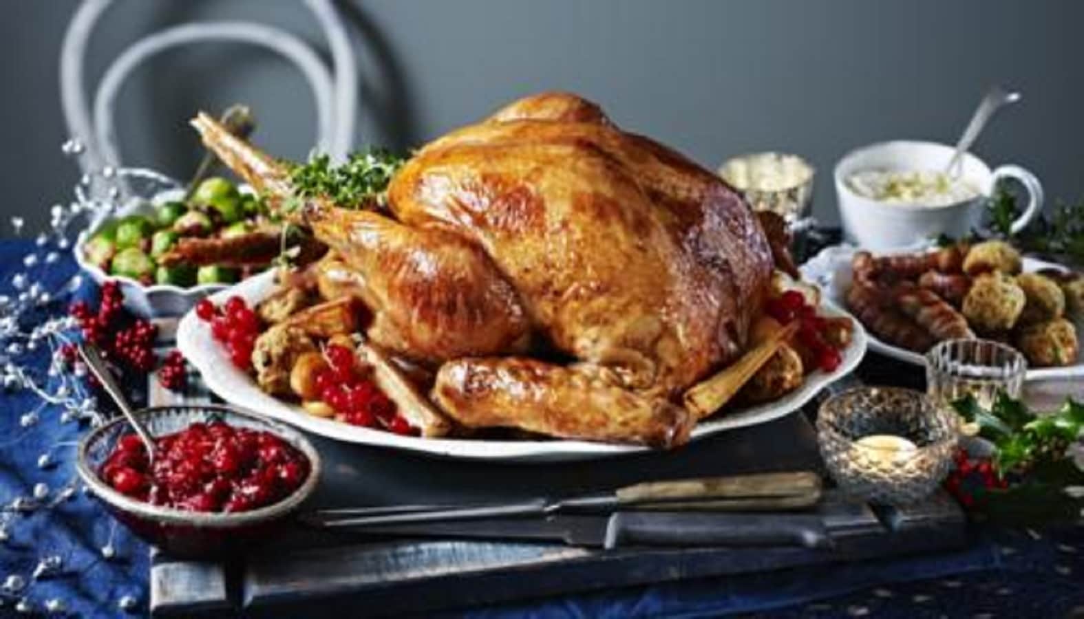 Christmas Turkey Dinner Recipe in Hindi : फेस्टिव टेस्ट वाली,परफेक्ट रोस्टिंग रेसिपी