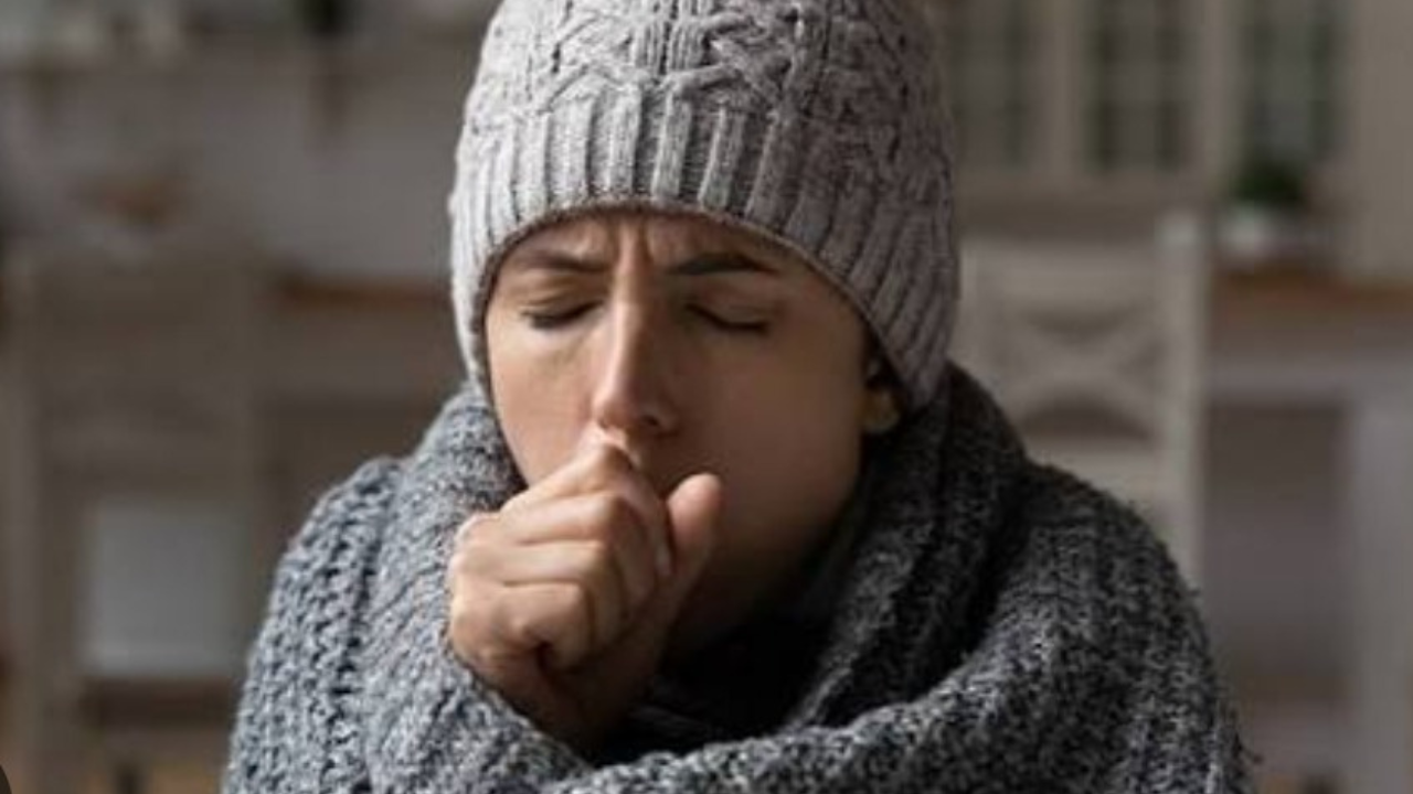 ठंड लगते ही बहने लगती है नाक.. तो जानिए असरदार home remedies for cold
