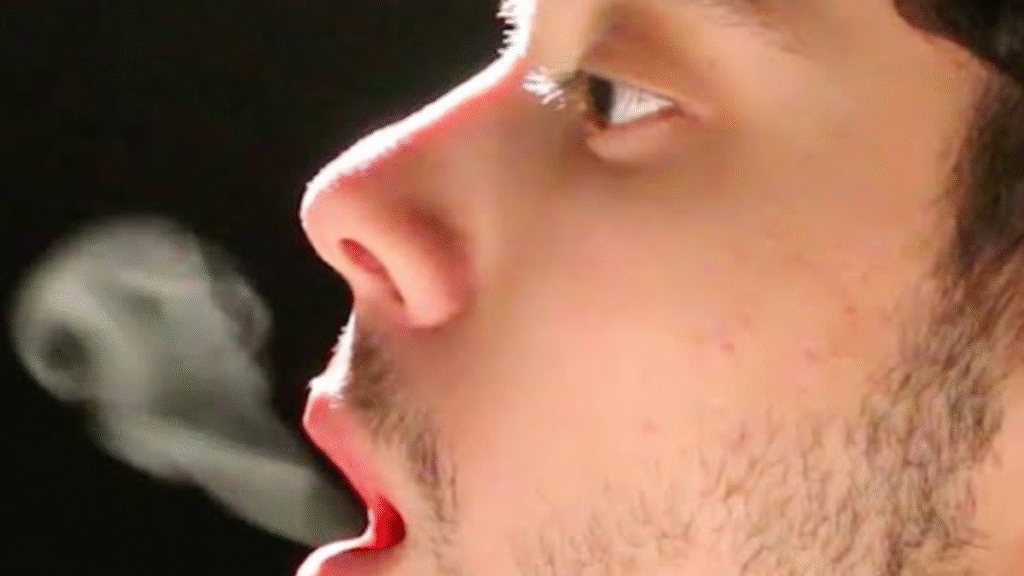 सर्दियों में मुंह से निकलता “Smoke from Mouth”, गर्मियों में क्यों गायब होता है?