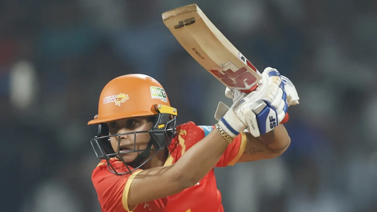 WPL 2026: आयुषी सोनी ‘रिटायर्ड आउट’, गुजरात की रणनीति पर उठे सवाल