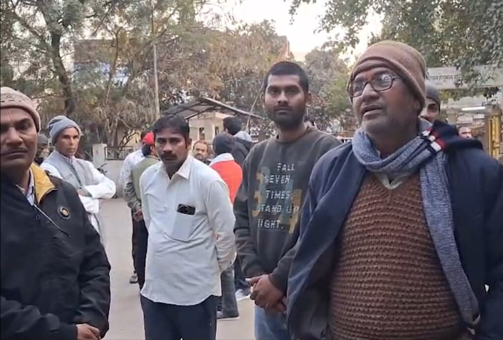 Innocent child dies after being hit by HT line while kite flying in Rewa