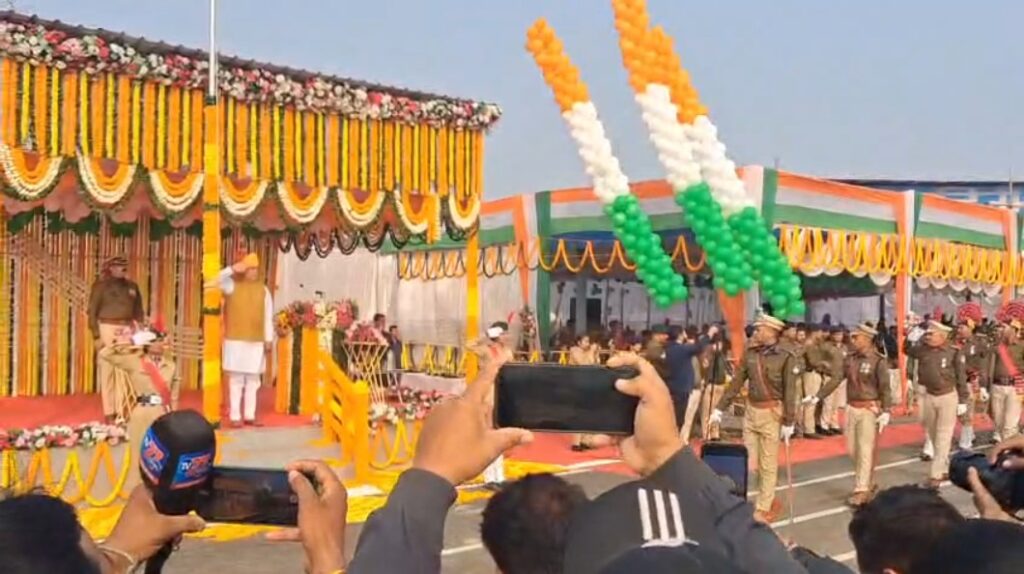 Prahlad Singh Patel hoisted the tricolor on Republic Day in Rewa