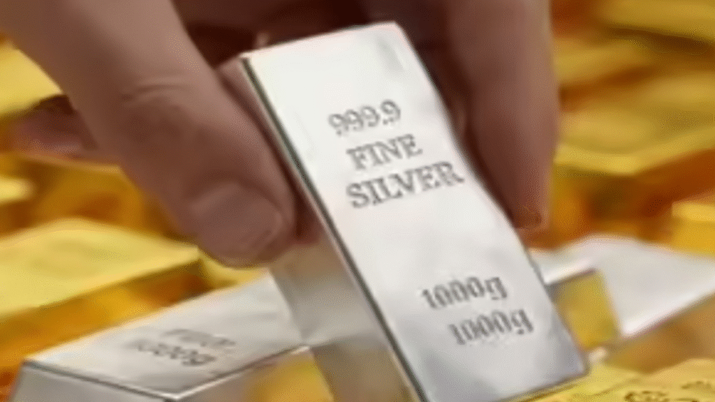 सोना-चांदी की कीमतों में गिरावट, Budget 2026 बाजार में दबाव, Gold भाव 9% तक लुढ़का