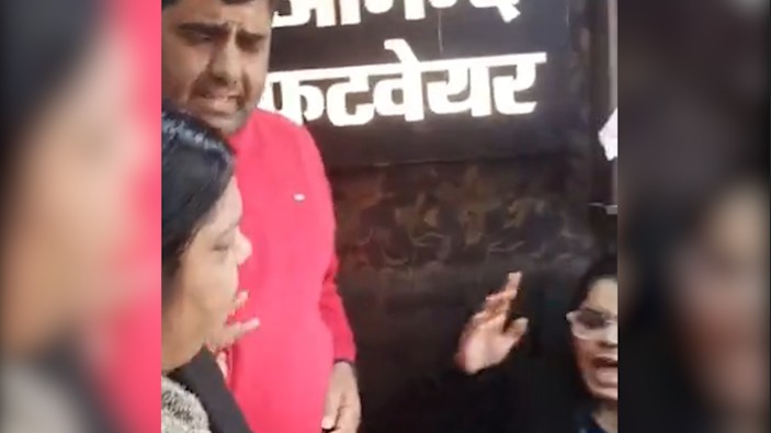 Shop dispute near Baiju Dharamshala in Rewa