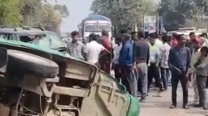 Horrific road accident on Rewa-Sidhi road