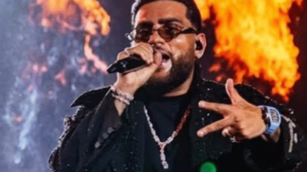 Controversy erupts over ₹100 water bottle at Karan Aujla Concert; questions raised