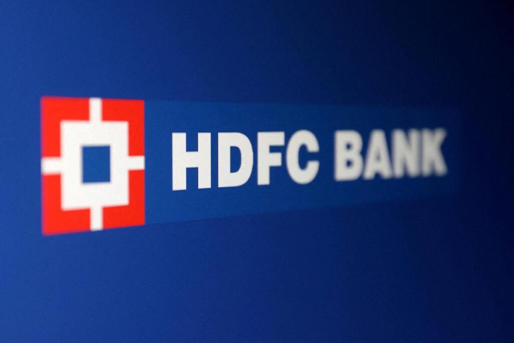 HDFC Bank share price drops as chairman Atanu Chakraborty resigns over ethical concerns.