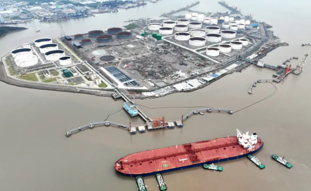 Oil tankers at Indian port as government fast-tracks India oil import deals amid Middle East crisis.