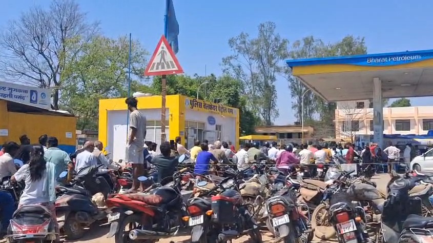 Rumor about petrol and diesel creates stir in Rewa