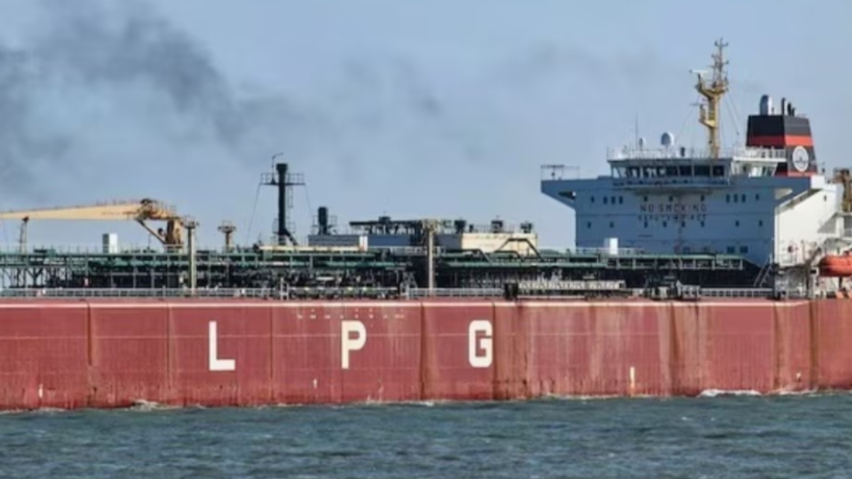 Strait of Hormuz Crisis escalates global fuel crisis, impacts LPG supply