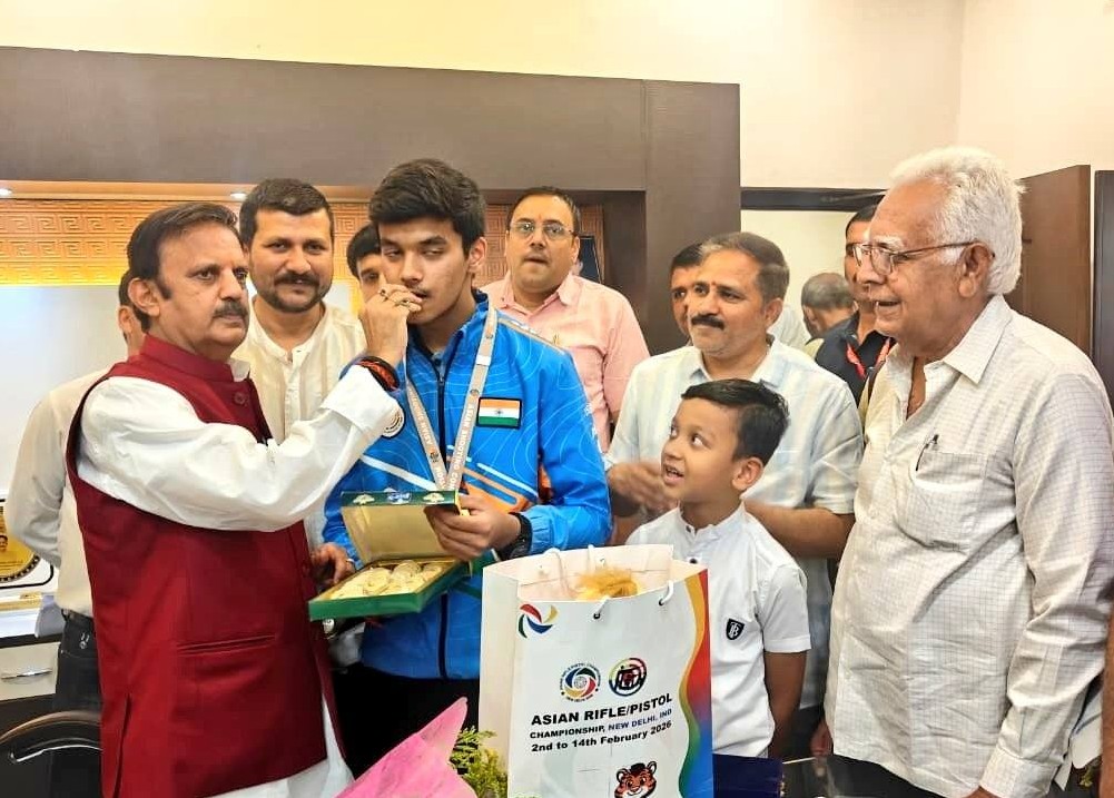 रीवा के यश पांडे ने एशियन शूटिंग में जीता गोल्ड, डिप्टी सीएम ने किया सम्मान