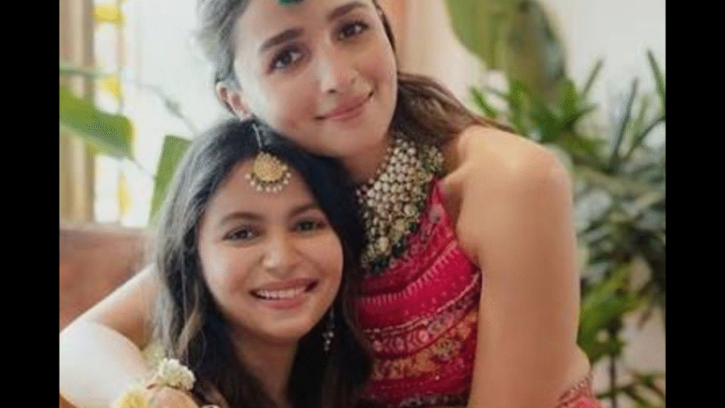Alia Bhatt Emotional Moment: Alia gets emotional on her sister's engagement