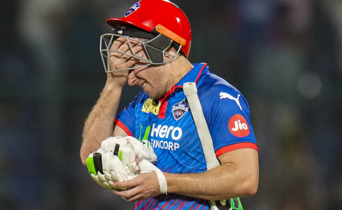 Sunil Gavaskar analyzing cricket match and David Miller batting in stadium.