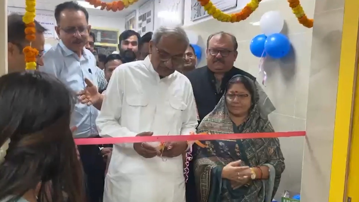 SGMH Rewa Gastro Department gets the gift of state-of-the-art machines