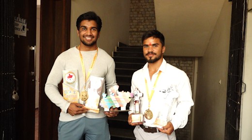 Rewa's bravehearts won 5 medals including 3 gold in the state level powerlifting competition.