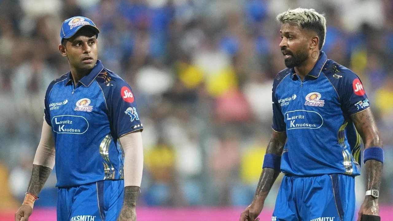 Mumbai Indians players looking disappointed after losing match against KKR in IPL 2026.
