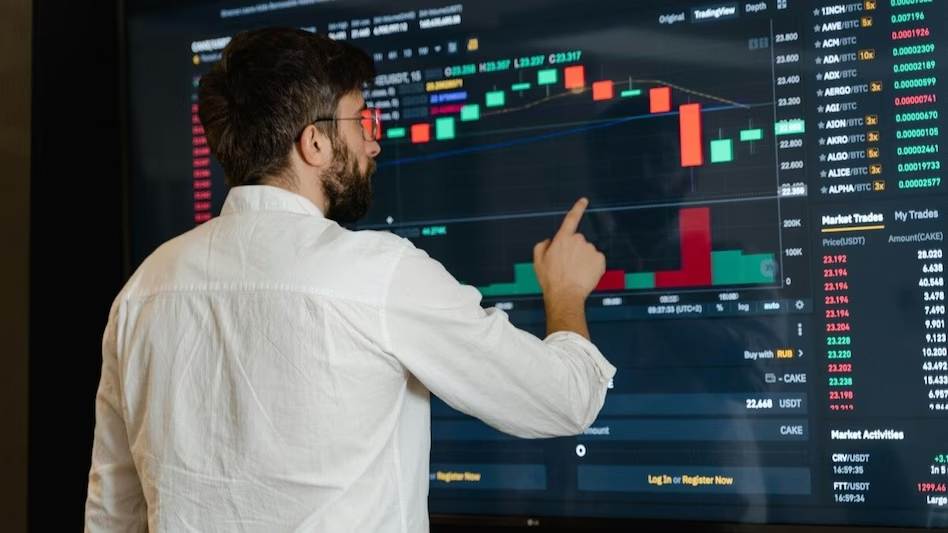 Stock Market Investment This Blue-Chip Stock Plummets 60%; Brokerage Sets Ambitious Target
