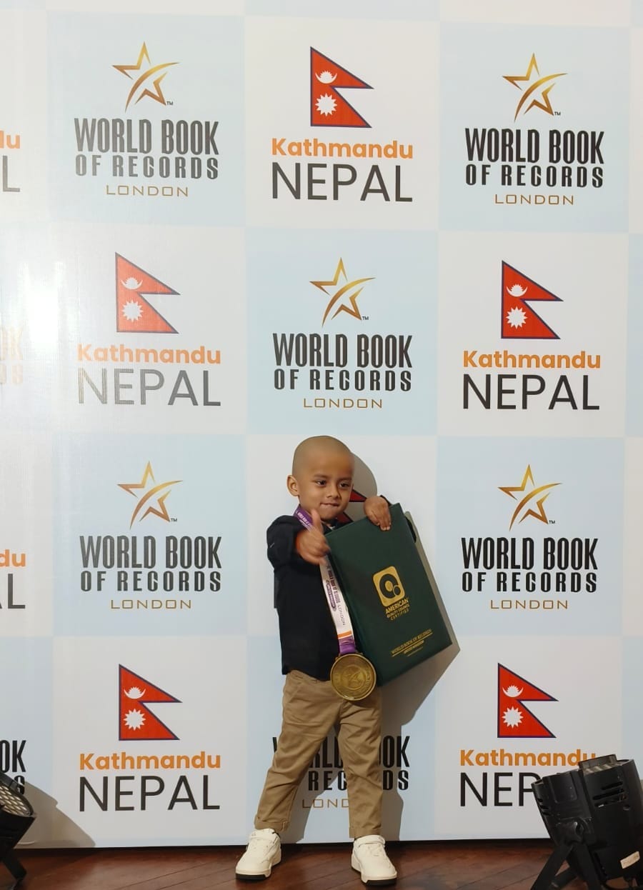 Rewa's little Aviraj raised a flag in the world