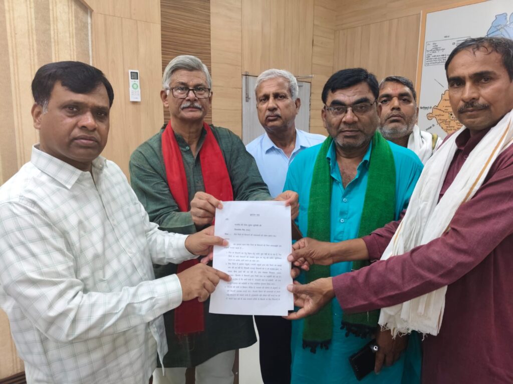 Farmers' roar in Rewa