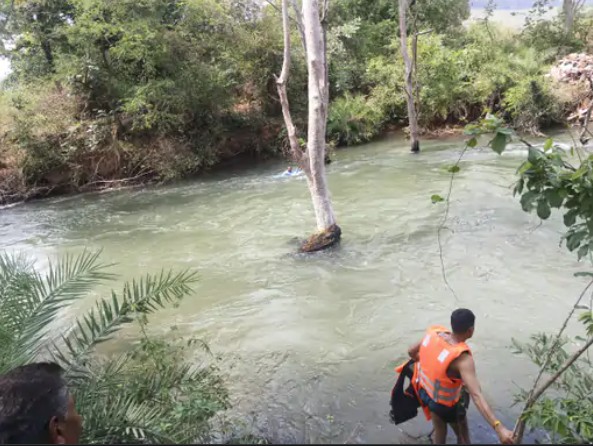 Tragic accident at Itma Waterfall in Rewa