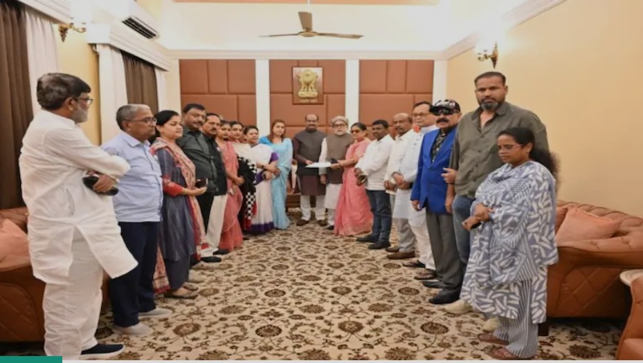Merger of 20 rebel TMC MPs into NCPI