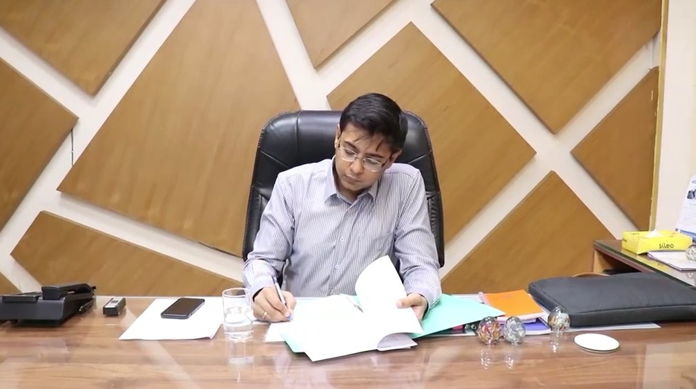 Officials in Rewa stir into action on the threshold of the monsoon.
