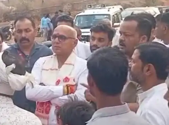 Villagers in Shahdol held up the Sidhi MP's convoy for an hour.