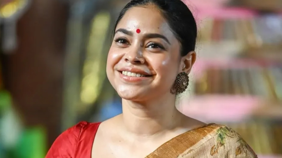 Sumona Chakravarti undergoes endometriosis surgery; reveals she has three scars on her body.