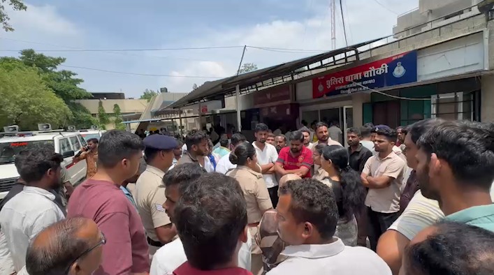 Congress leader Amit Kol brutally stabbed to death in Rewa over a money dispute.