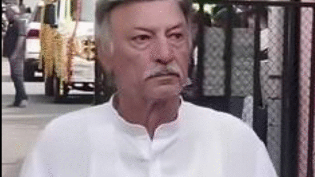 Suresh Oberoi का NEET पर बयान, सेलेब्स को रिसर्च करने की सलाह