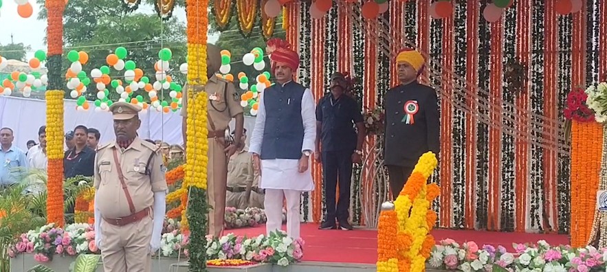 Independence Day celebrated with great enthusiasm in Rewa.