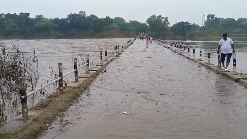 Rain in Satna raises flood threat for Rewa.