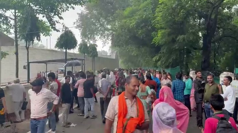 Rain plays spoilsport on Raksha Bandhan in Rewa.