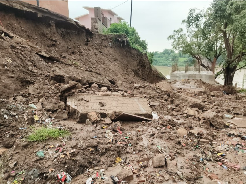 Boundary wall of historic Kol Garhi collapsed in the first rain in Rewa
