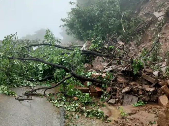 Sidhi-UP main route blocked due to a landslide amidst heavy rain at Muda Ghati in Sidhi.