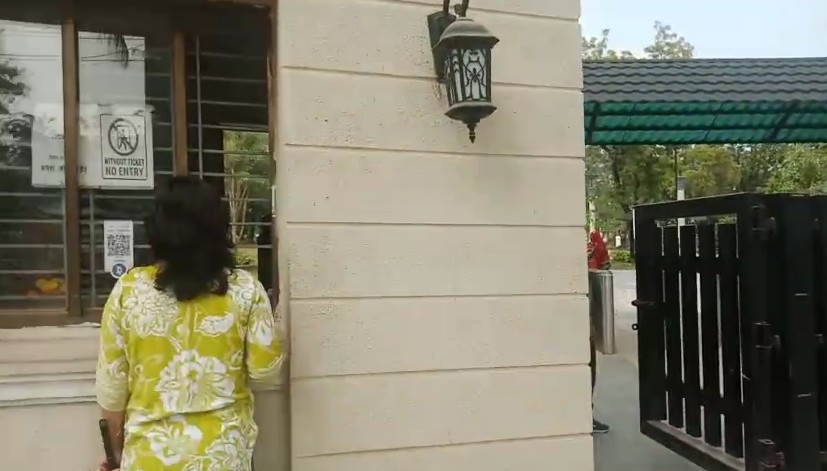 High-handedness at Rewa's Atal Park; media coverage barred.
