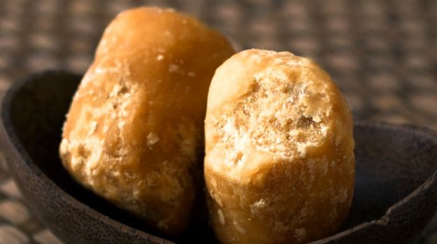 Benefits of Eating Jaggery before sleep