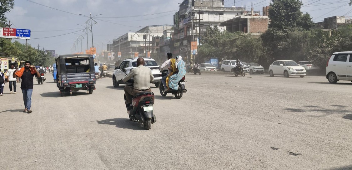 Dust blowing on the roads in Rewa has increased breathing difficulties for people.